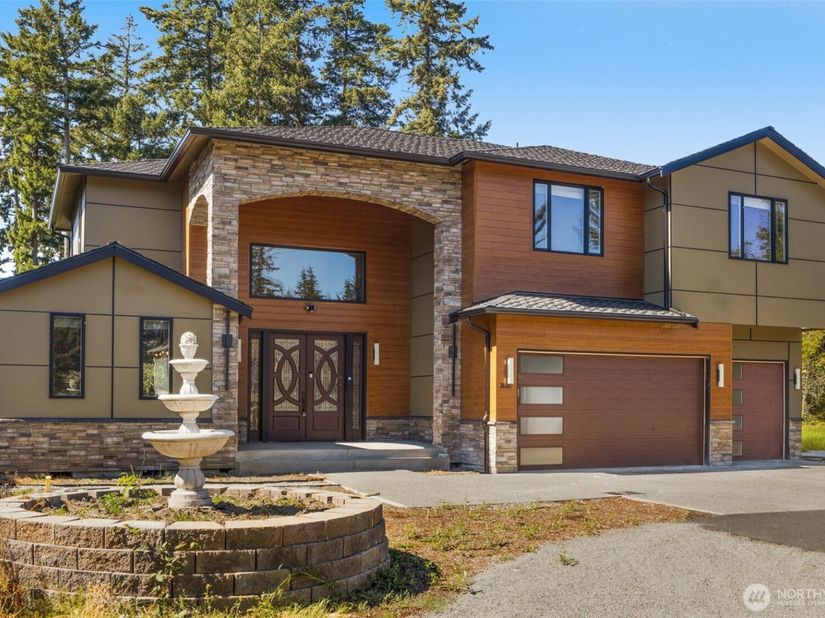35101 27th Avenue S, Federal Way WA 98003