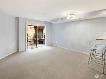425 Vine Street