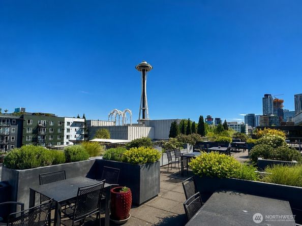 159 Denny Way 313, Seattle WA 98109