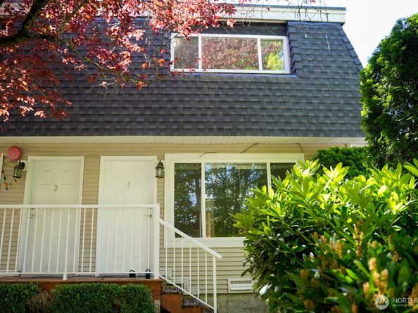 19712 50 Avenue W 1, Lynnwood WA 98036