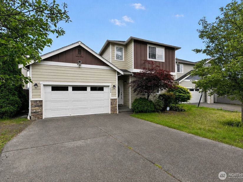 5007 NE 6th Street, Renton WA 98059