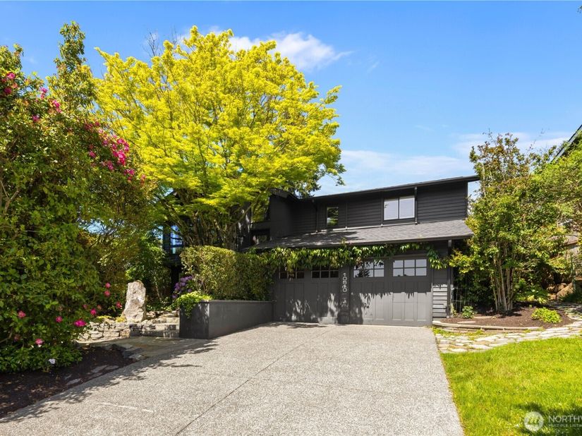 10510 NE 44th Street, Kirkland WA 98033
