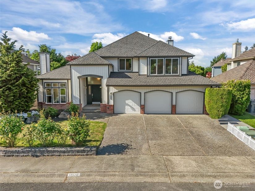 12470 NE 162nd Street, Woodinville WA 98072