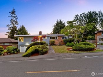 10851 Marine View Drive