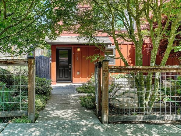 2130 N 113th Street A, Seattle WA 98133