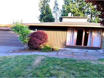 2228 Merchant