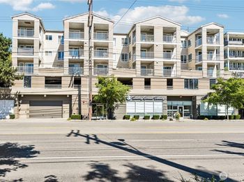 2530 15th Avenue W