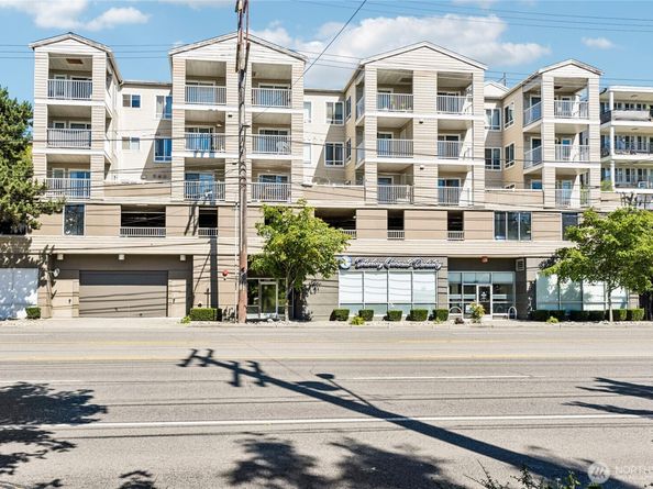 2530 15th Avenue W 401, Seattle WA 98119
