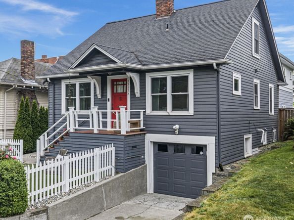 3917 Midvale Avenue N A, Seattle WA 98103