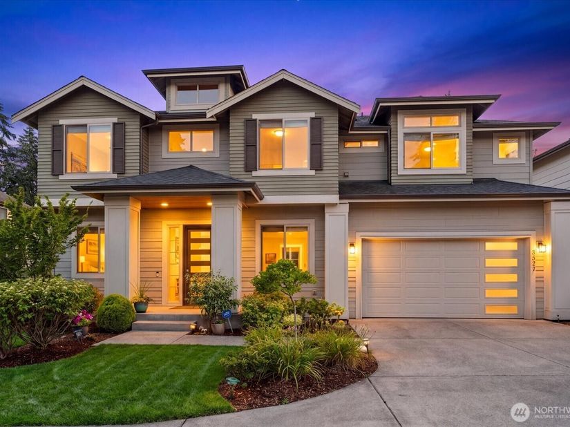 3527 NE . 7th Street, Renton WA 98056