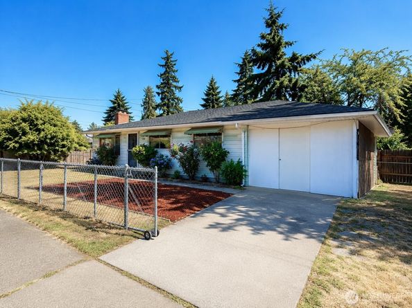 10246 Renton Ave S, Seattle WA 98178