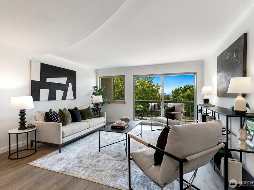 732 11th Avenue E 305, Seattle WA 98102