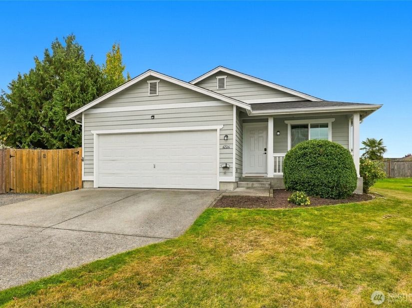 4704 60th Drive NE, Marysville WA 98270