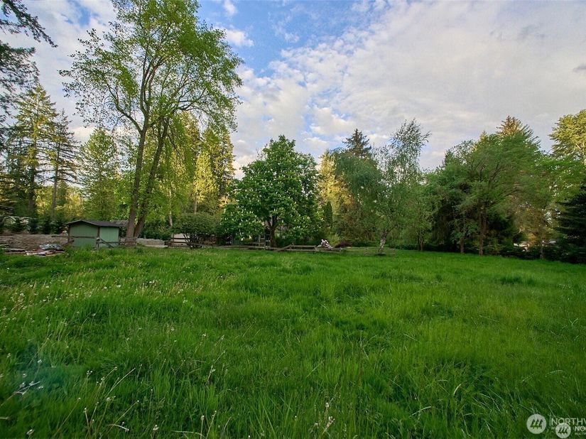 21005 55th Avenue SE, Woodinville WA 98072