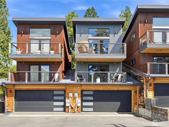 10323 NE 189th St B, Bothell WA 98011