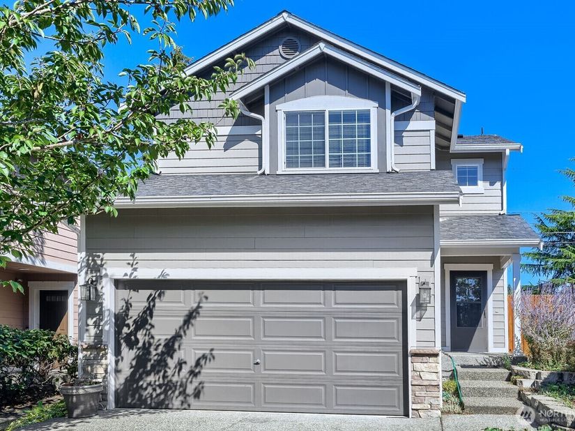 2405 192nd Place SW, Lynnwood WA 98036