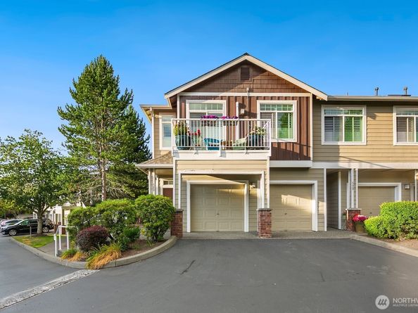 588 241st Lane SE, Sammamish WA 98074