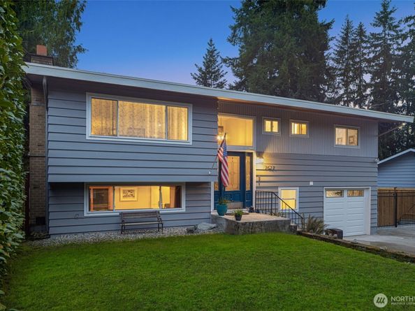 7627 NE 202nd Place, Kenmore WA 98028