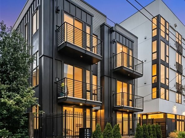 109 22nd Avenue E F, Seattle WA 98112