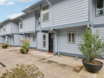 10001 NE 12th Street