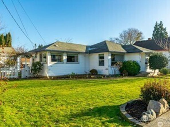 436 Wells Avenue N, Renton WA 98057