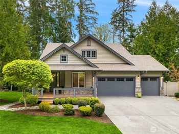 7835 Ledgestone Loop NE