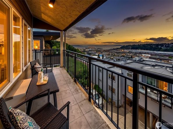 1965 12th Avenue W 401, Seattle WA 98119