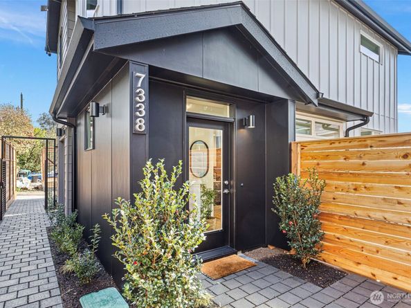 7338 27th Avenue NW, Seattle WA 98117