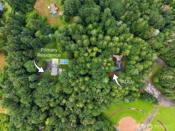9067 Hidden Cove Road NE, Bainbridge Island WA 98110