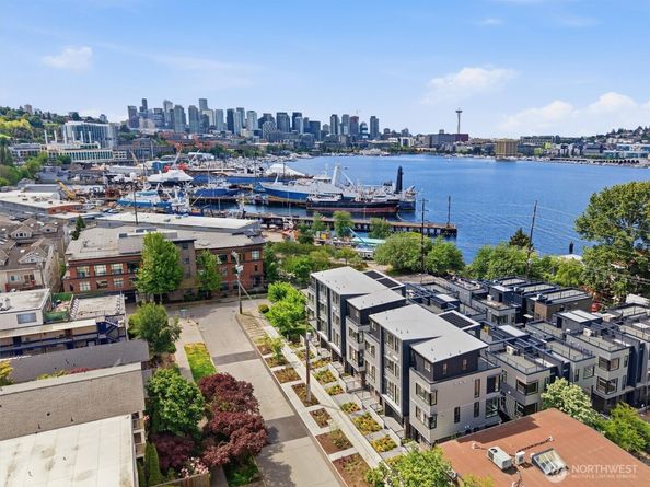 2017 Minor Avenue E, Seattle WA 98102