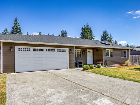 19782 Mosjon Circle NE, Poulsbo WA 98370