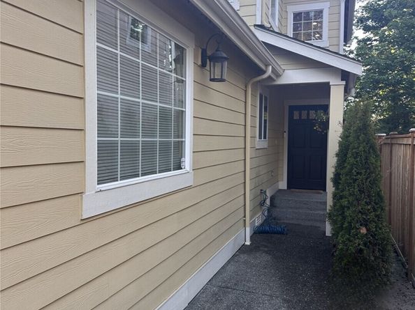 11526 NE 116th Street, Kirkland WA 98034