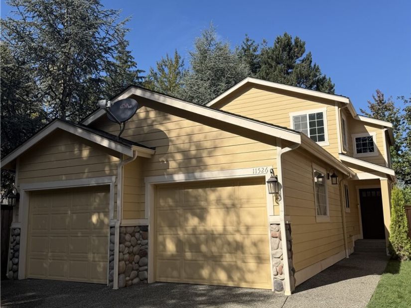 11526 NE 116th Street, Kirkland WA 98034