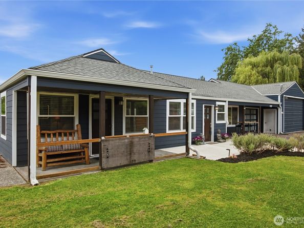 406 1st Avenue E, Pacific WA 98047