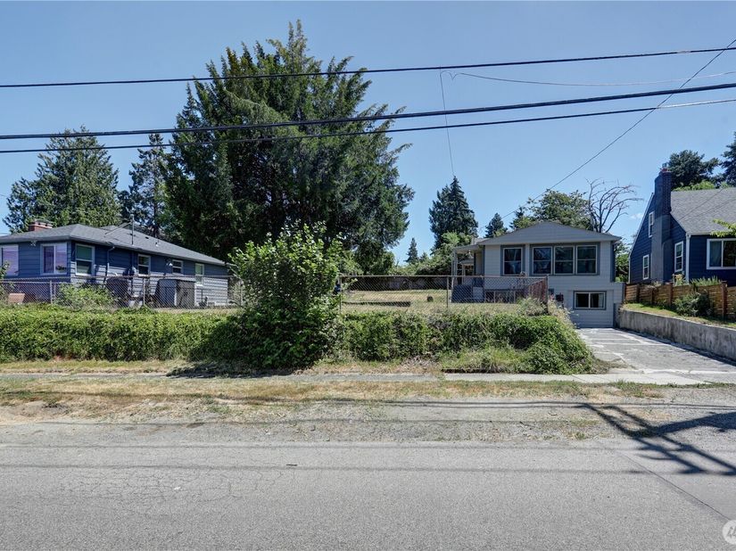 4120 Renton Avenue S, Seattle WA 98108