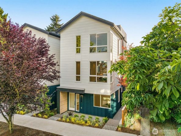 825 A 17th Avenue, Seattle WA 98144