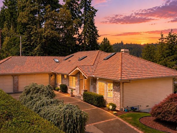 6074 Osprey Circle, Bremerton WA 98312