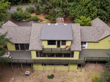 25235 SE Mirrormont Drive