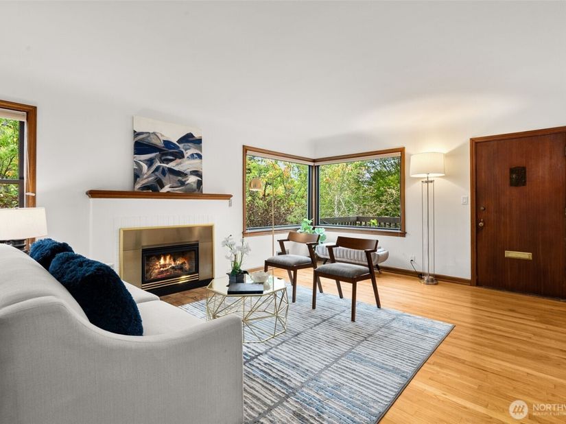 731 19th Avenue, Seattle WA 98122