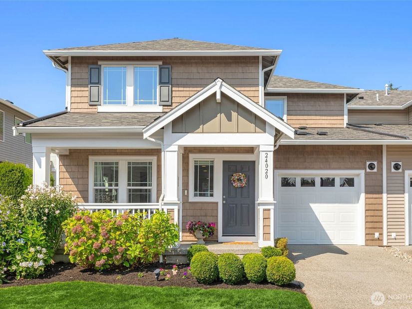 24020 NE 113th Place 37, Redmond WA 98053