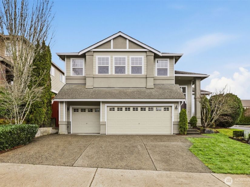 2005 NE 35th Place, Renton WA 98056