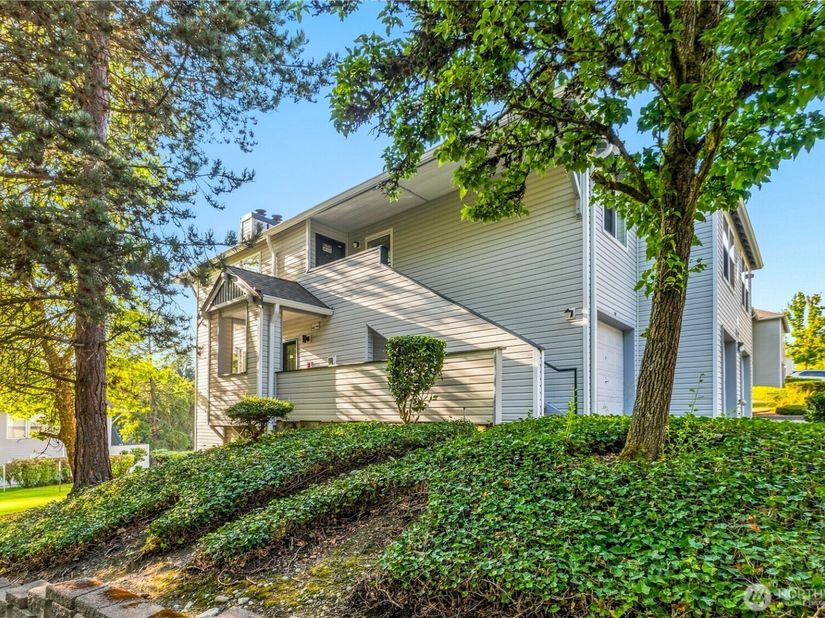 33020 10th Avenue SW N201, Federal Way WA 98023