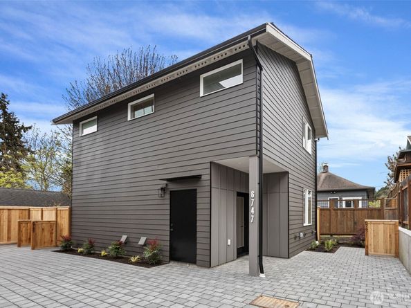 6747 Earl Avenue NW, Seattle WA 98117