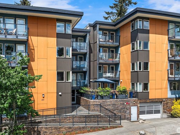 120 NW 39th Street 304, Seattle WA 98107