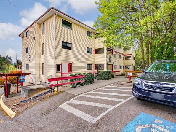 29645 18th Avenue S C204, Federal Way WA 98003