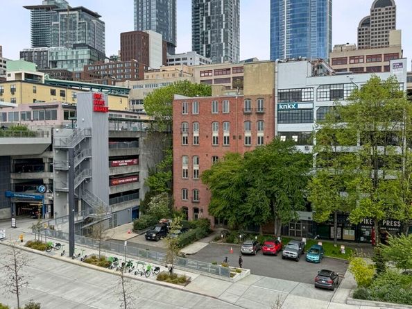 1507 Western Avenue R203, Seattle WA 98101