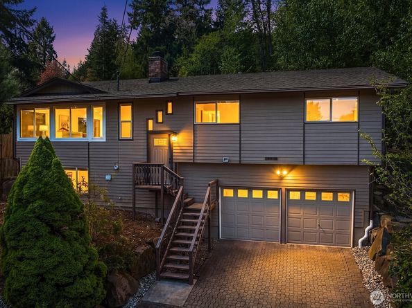 12516 SE 4th Place, Bellevue WA 98005