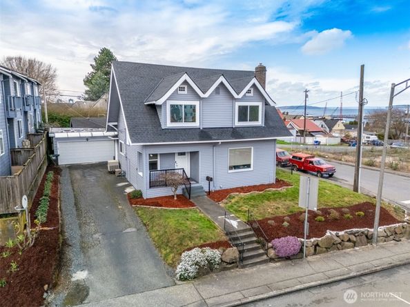 3004 W Marine View Drive, Everett WA 98201