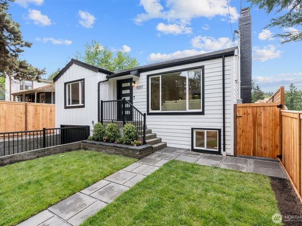 4257 W 33rd Ave W 1, Seattle WA 98199