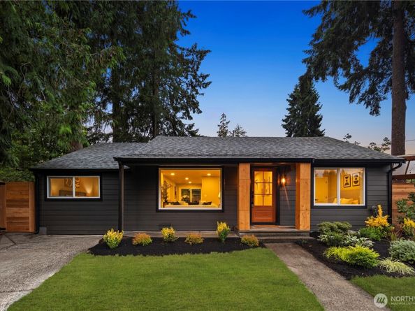 12520 24th Avenue NE, Seattle WA 98125
